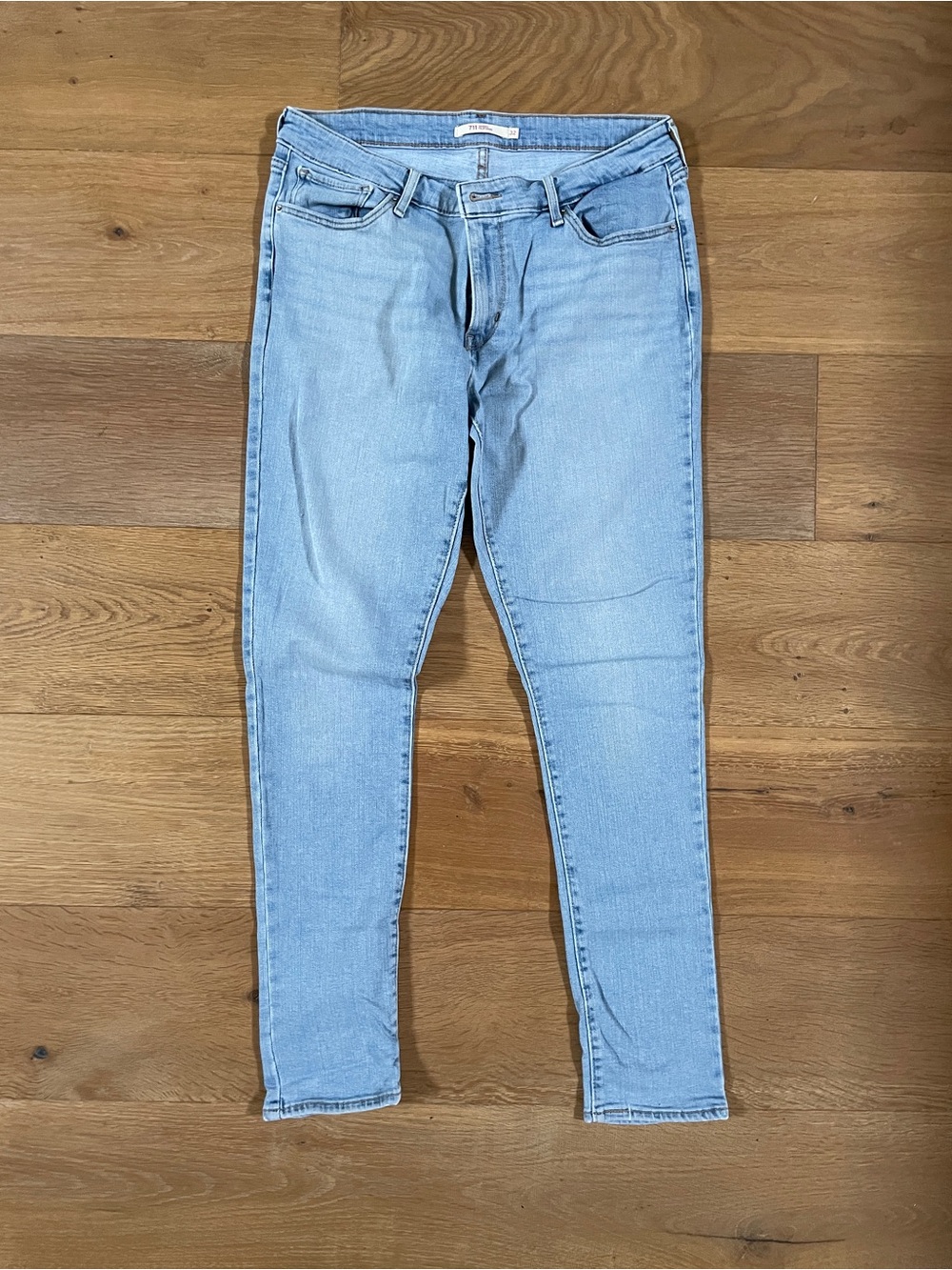 Women's Levi’s 711 Light Blue Skinny Jeans - Stretch Denim
